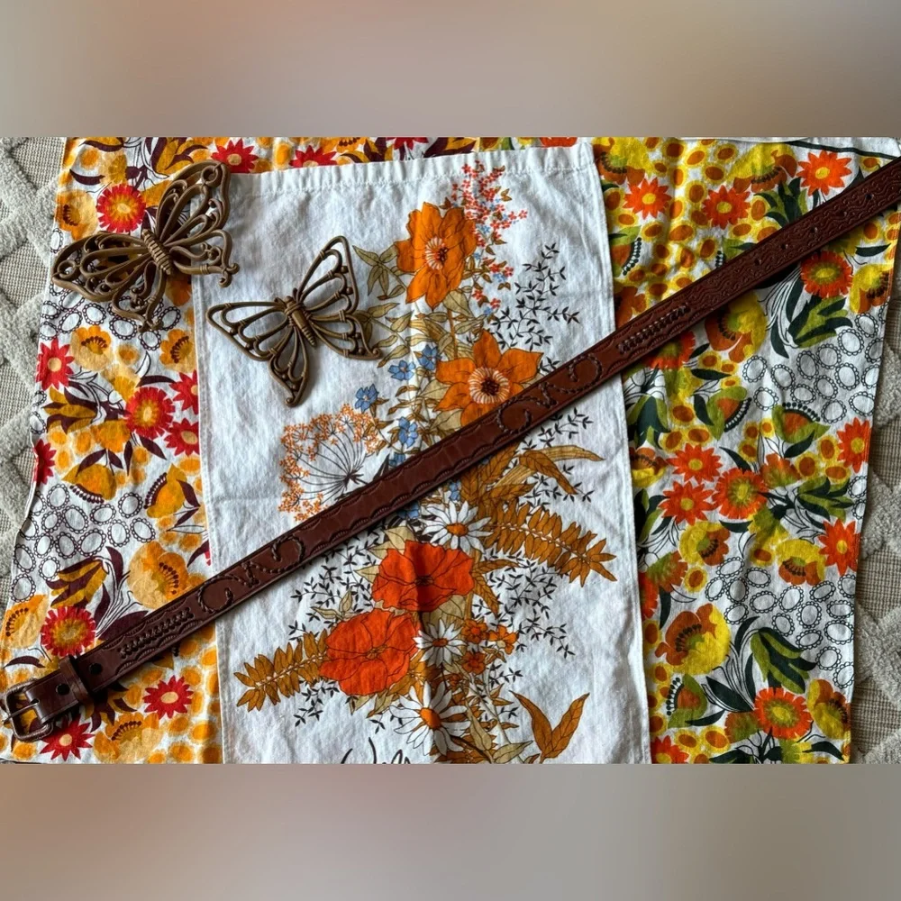 Vintage floral embossed